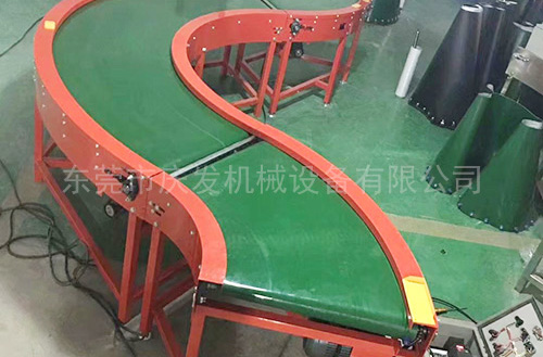 皮带转弯机有什么结构特点？